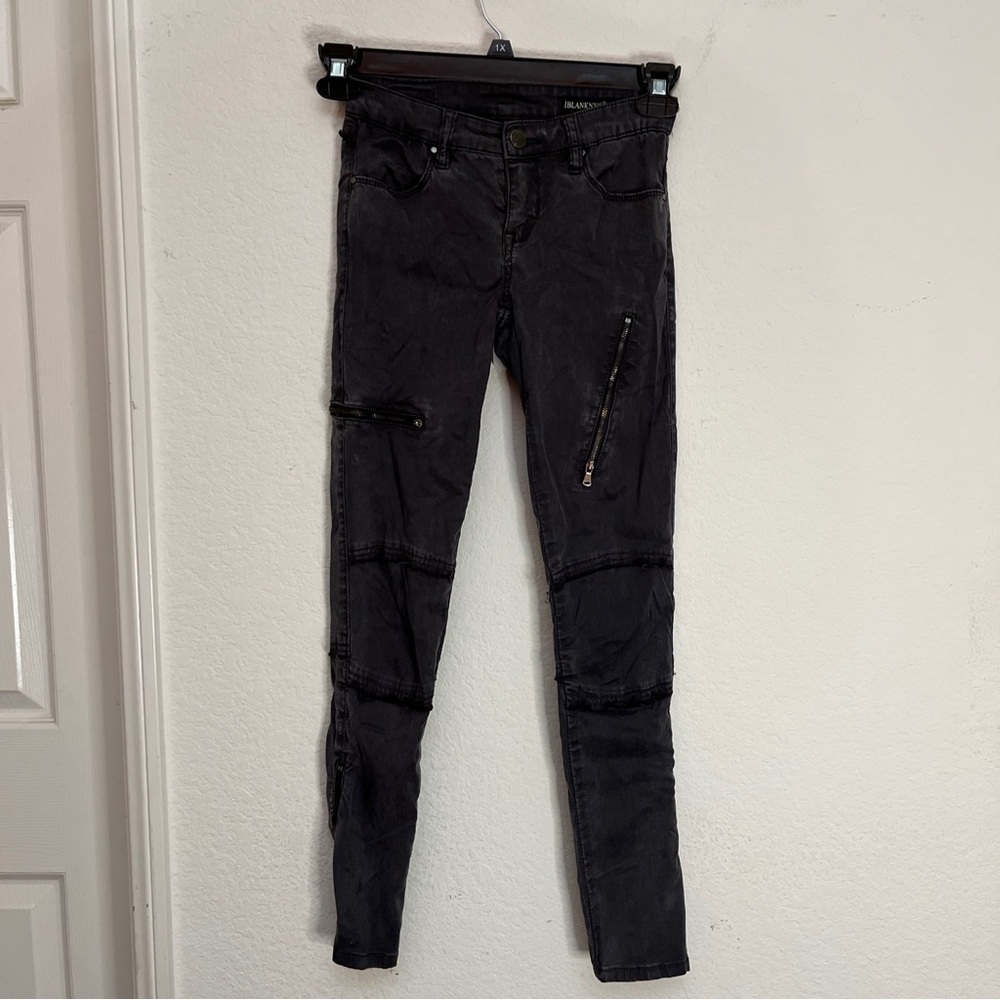 BlankNYC Black Skinny Jeans Moto Zippered Distressed Ankle Low Rise Sz 24 0